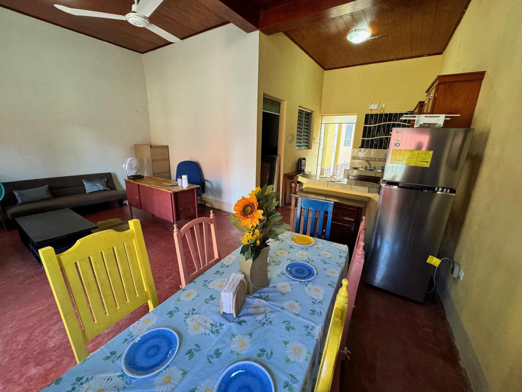 Hostal Los Girasoles By Hostal Inn Flores Buitenkant foto