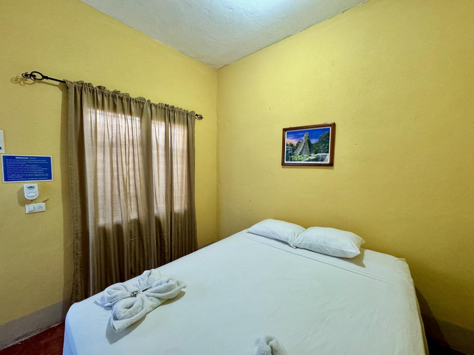 Hostal Los Girasoles By Hostal Inn Flores Buitenkant foto