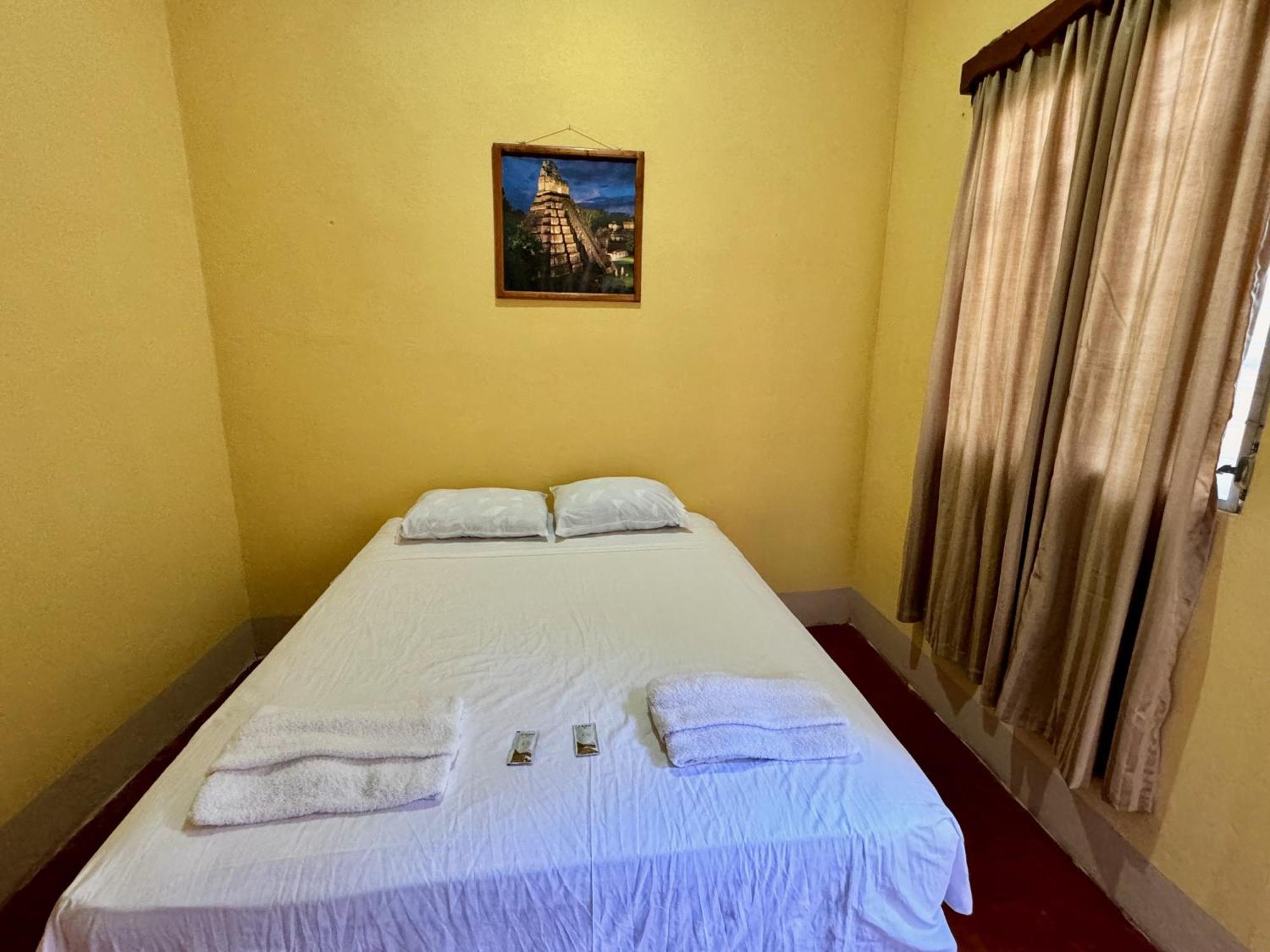 Hostal Los Girasoles By Hostal Inn Flores Buitenkant foto