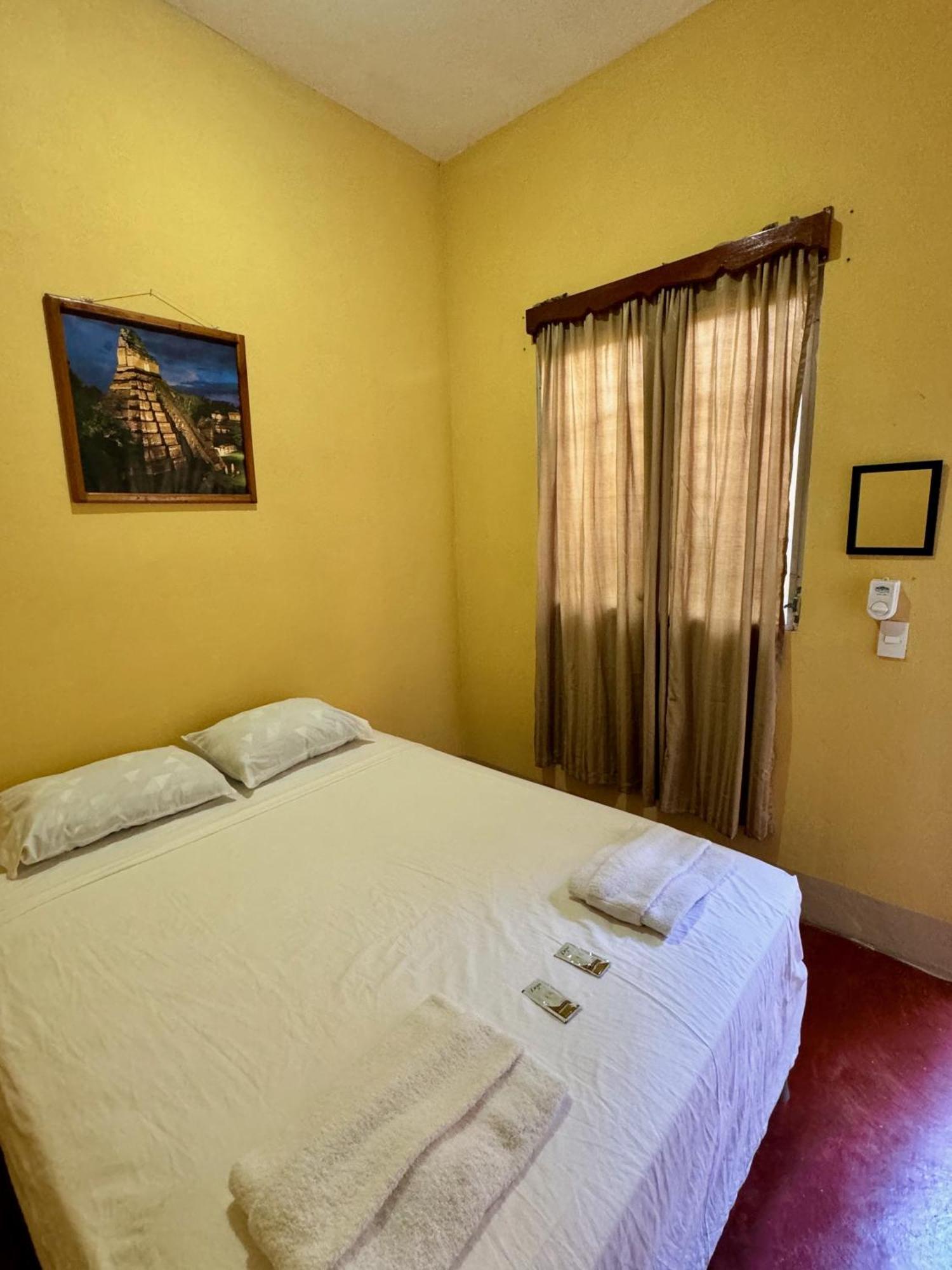 Hostal Los Girasoles By Hostal Inn Flores Buitenkant foto